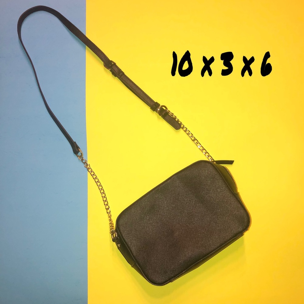 Everything black purse